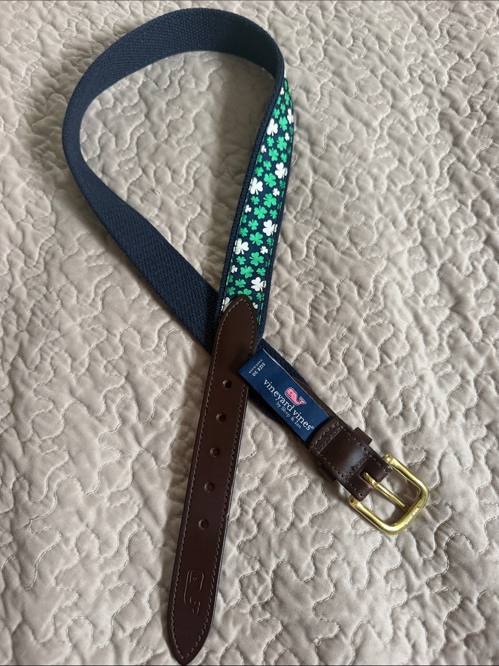 Vineyard Vines Navy Stretch Belt with Green & White Clover Ribbon
